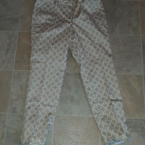 Women's pants - Picture 1 of 3
